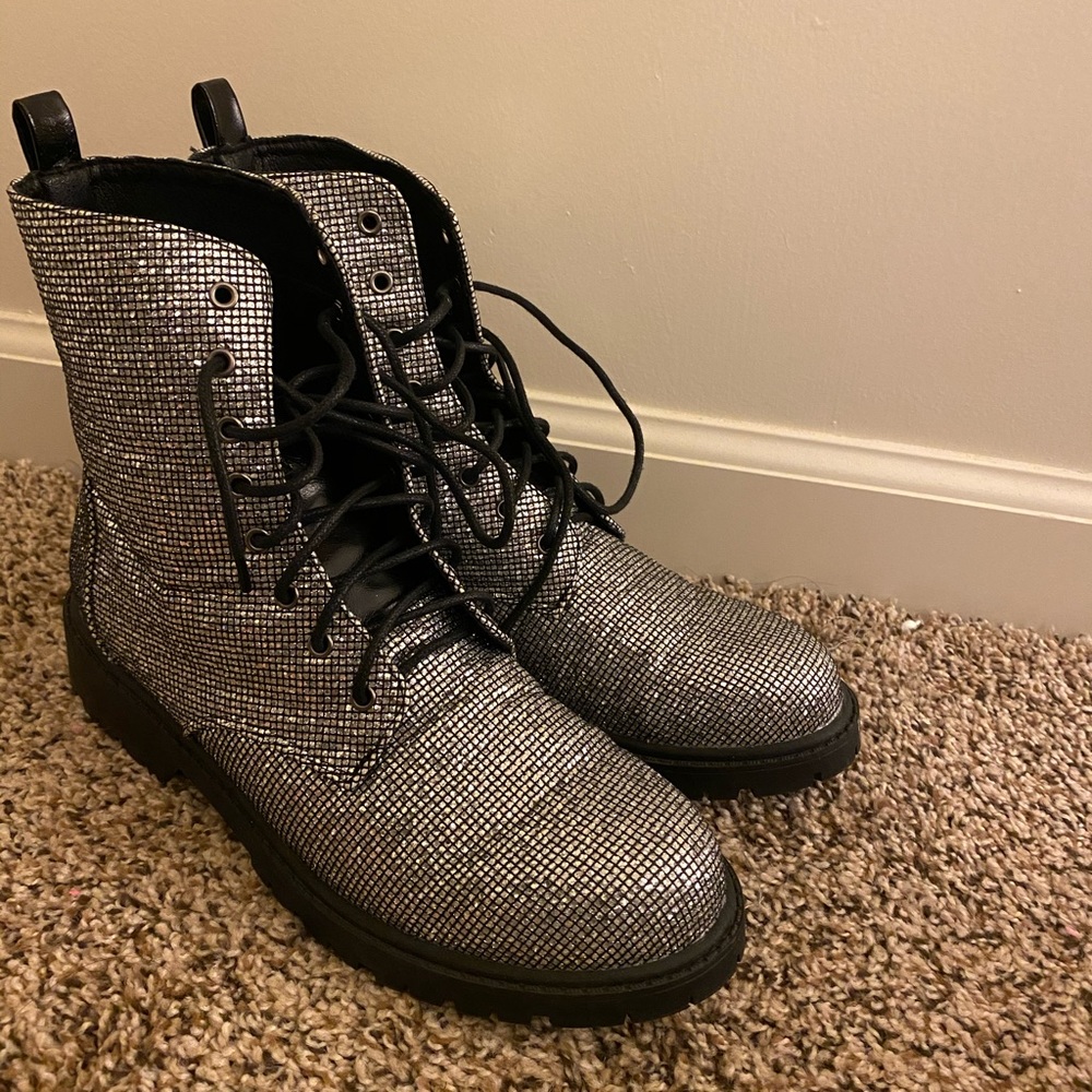 Silver Glitter Combat Boots✨💖